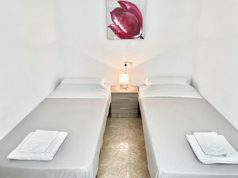 Charming Apartment Торрев'єха Екстер'єр фото